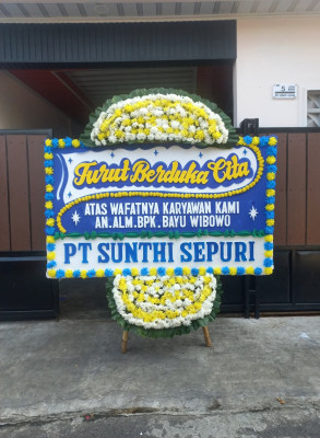 Papan Bunga Duka di Batang Kabung Ganting